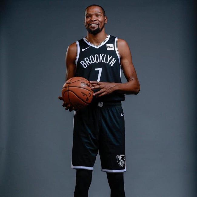 尼奥的球队 尼奥的球队