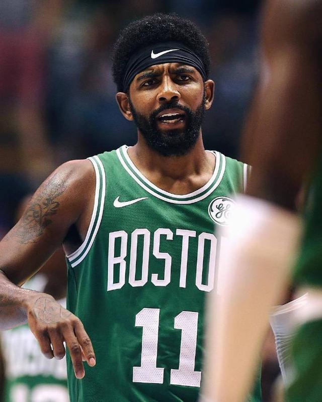 青岛男篮与 青岛男篮与